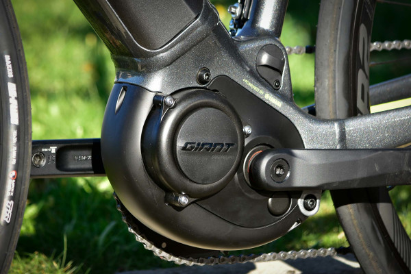 Giant fastroad e+ pro 2 best sale electric bike