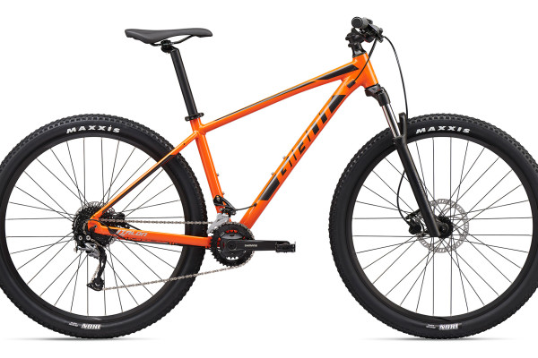 The 2020 Talon 29 2 in Orange / Gunmetal Black. Availability varies by country.	