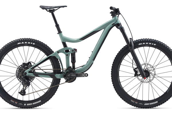 The 2019 Reign 2 in Teal Gray / Black. Availability varies by country. 
