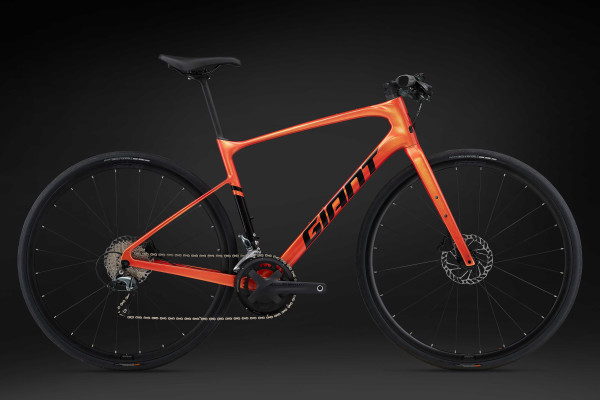 FastRoad Advanced 2 2024 bike Giant Bicycles UK