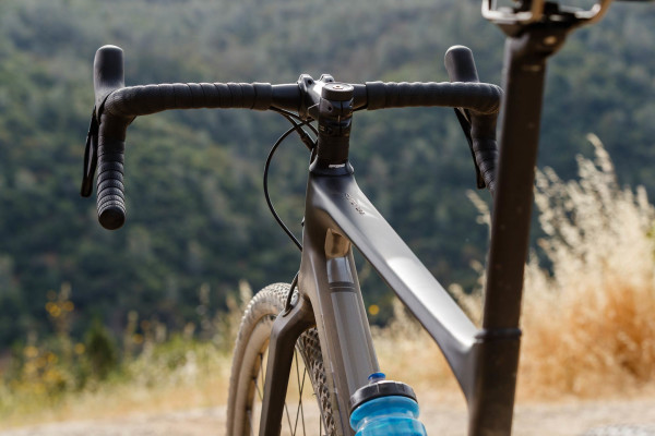 The D-Fuse seatpost, originally introduced on Giant cyclocross bikes, has become a rider favorite for absorbing shocks and vibrations on rough roads and bumpy dirt trails. Jake Orness photo. 
