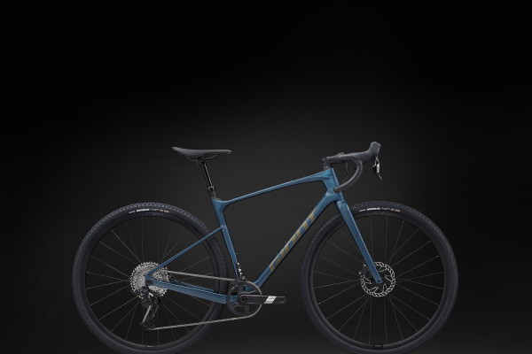 Giant revolt discount advanced gravel bike