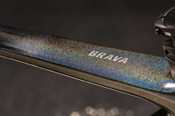 The Brava Advanced Pro 0 shimmers in rainbow black. Availability varies by country.