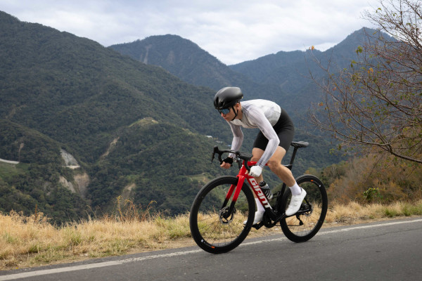 Voltra Long Sleeve Jersey | Giant Bicycles Japan 日本