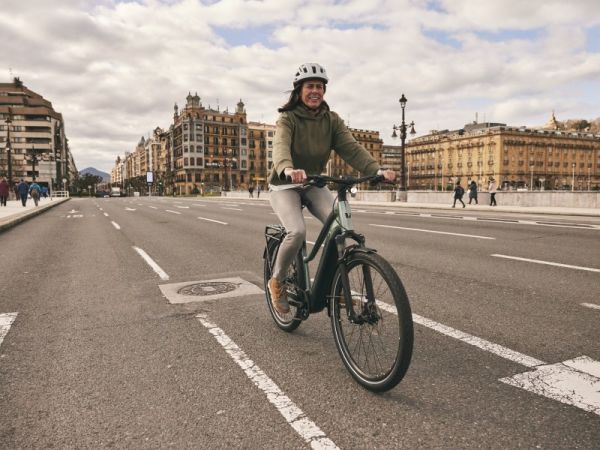 Liv partners with Association des Véhicules Électriques du Québec