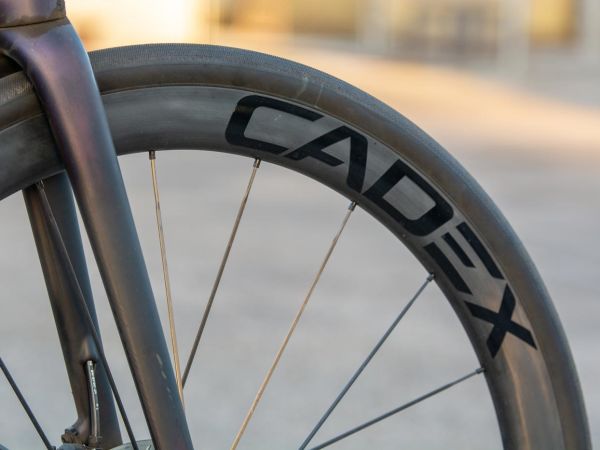 Peloton Details “Otherworldly Prowess” of CADEX 42 Disc