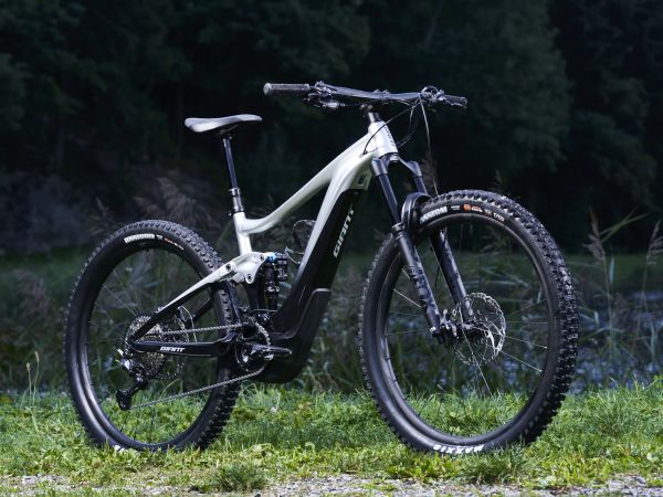2021er Trance X E+ Review von Rob Hancill