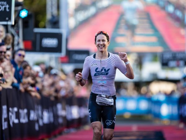Radka Kahlefeldt 在 Ironman Cairns 比賽中獲得第二名!