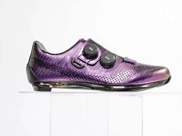 Los testers elogian al Macha Pro, la zapatilla de ciclismo de ruta de ...