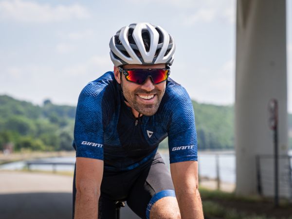 Giant îi urează bun venit noului Ambasador Global, Tom Dumoulin