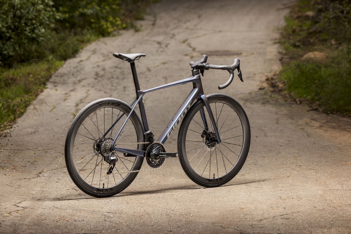 TCR Advanced Pro (2025) | Giant Bicycles Japan 日本