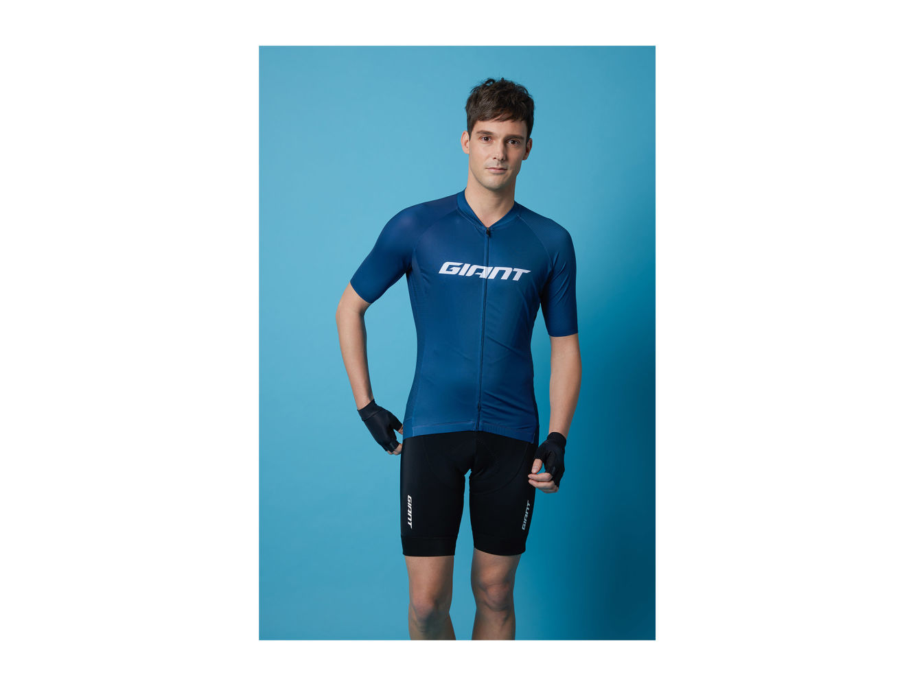 Giant cycling jersey and top shorts