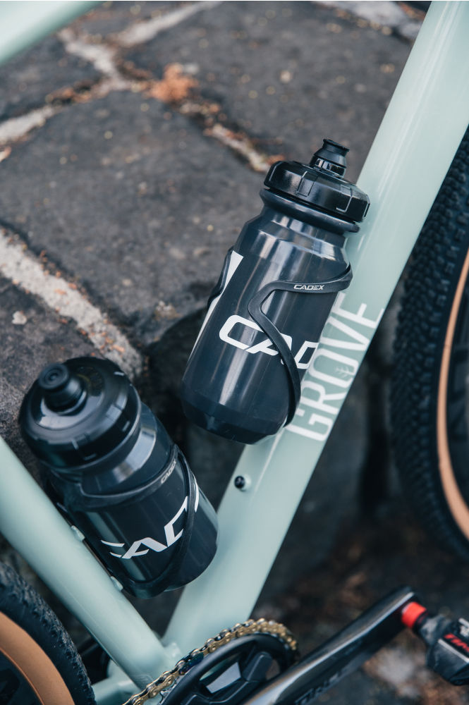 Rapha bottle hot sale cage