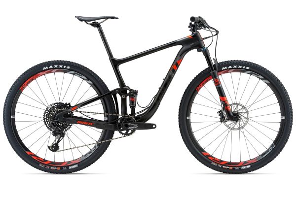 Giant demo bikes for sale hotsell