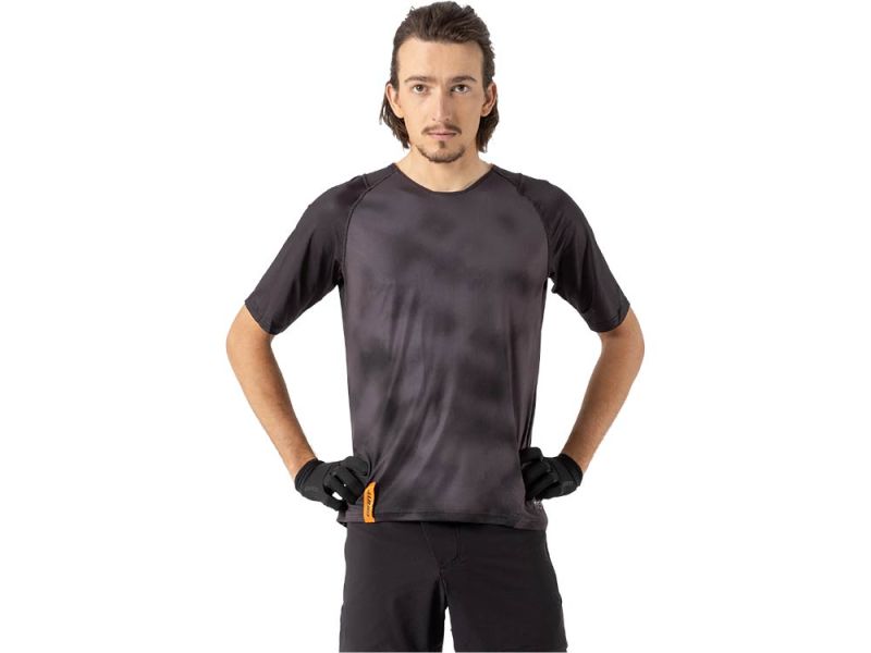 Giant Apparel Fit Guide Giant Bicycles UK