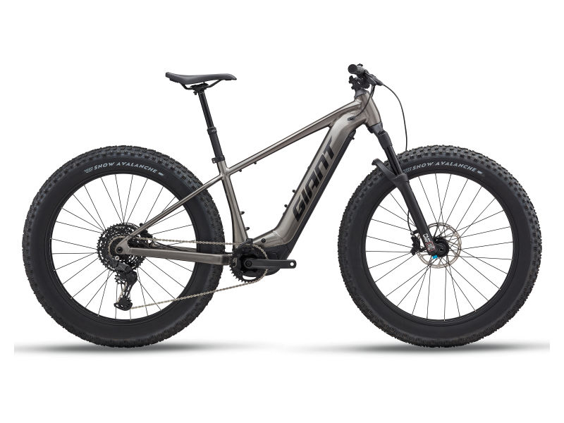 Yukon E Electric Fat Bike Best for Winter Off Road Adventures Giant Bicycles Canada