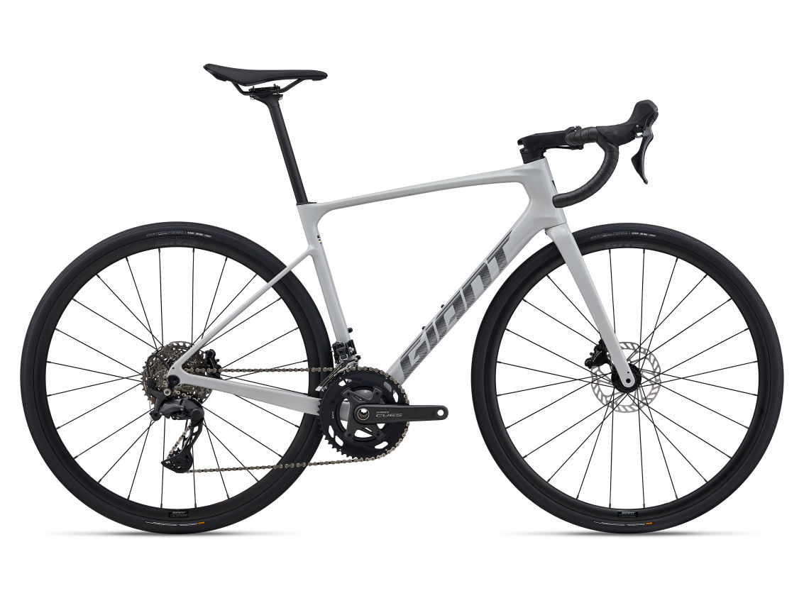 Giant カーボンロードバイク 700C Giant カーボンロードバイク 700C 2024/8/23 GIANT・カーボン