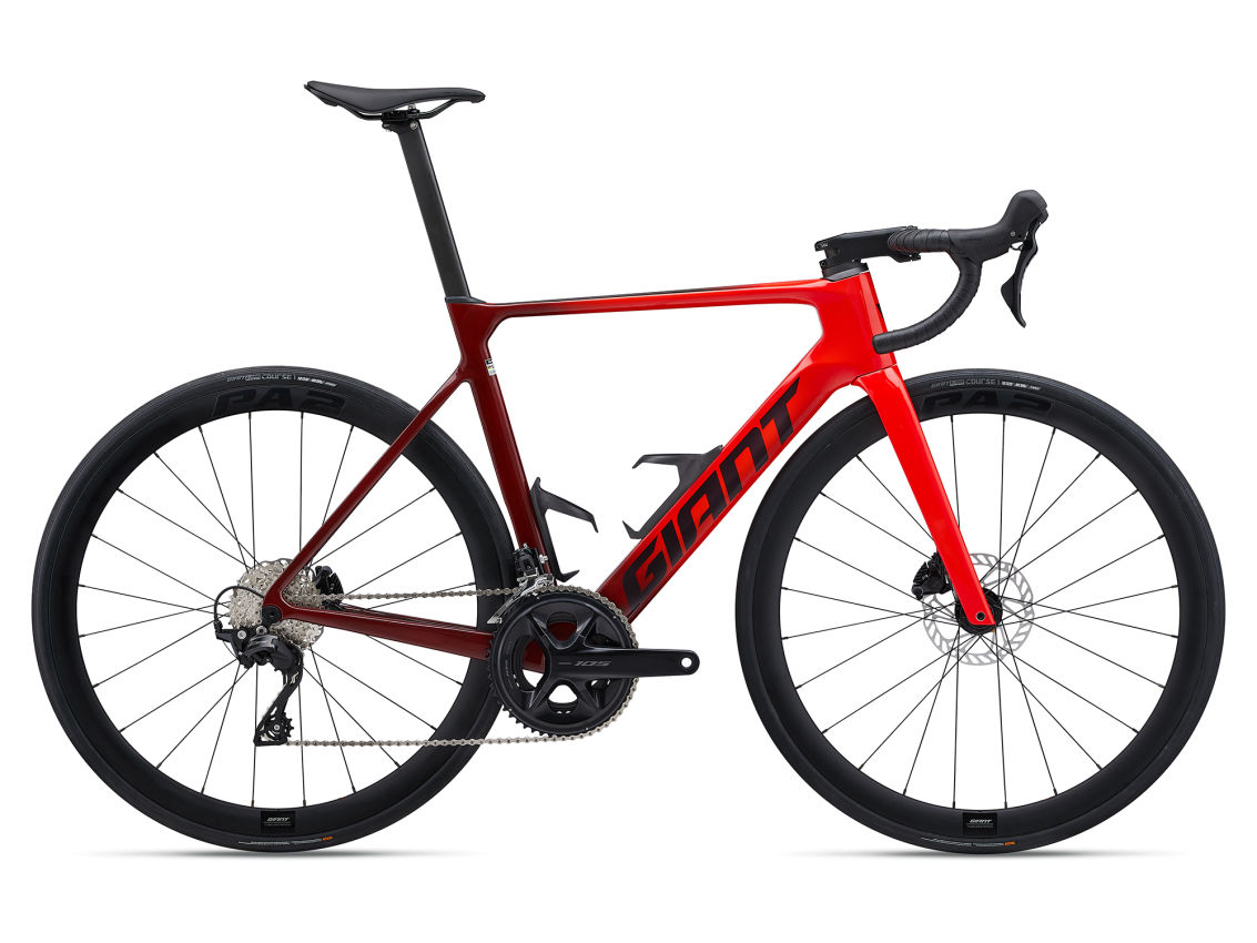店舗良い GIANT】10/18更新 2025年モデルカーボンロード（完成車）在庫 自転車本体