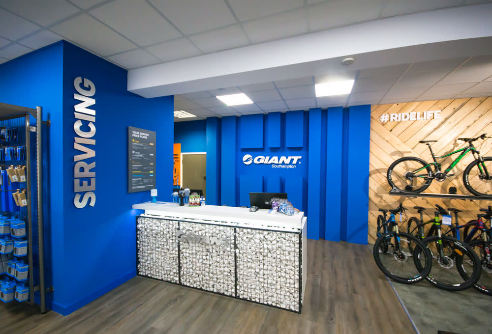 Giant bike shop discount jumeirah