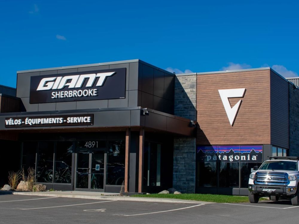 GIANT SHERBROOKE