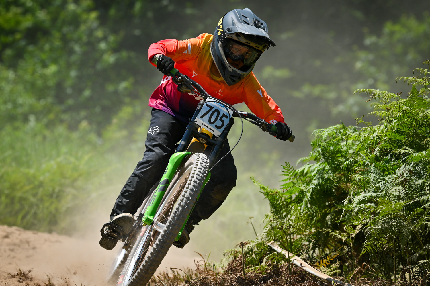 MTBグラスルーツプログラム】 DHS白馬岩岳大会参戦！ | Giant