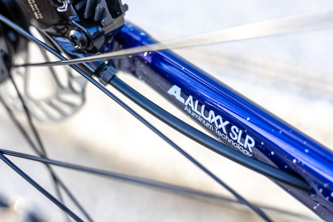 レース志向の高性能アルミロードバイク「TCR SLR」登場 | Giant