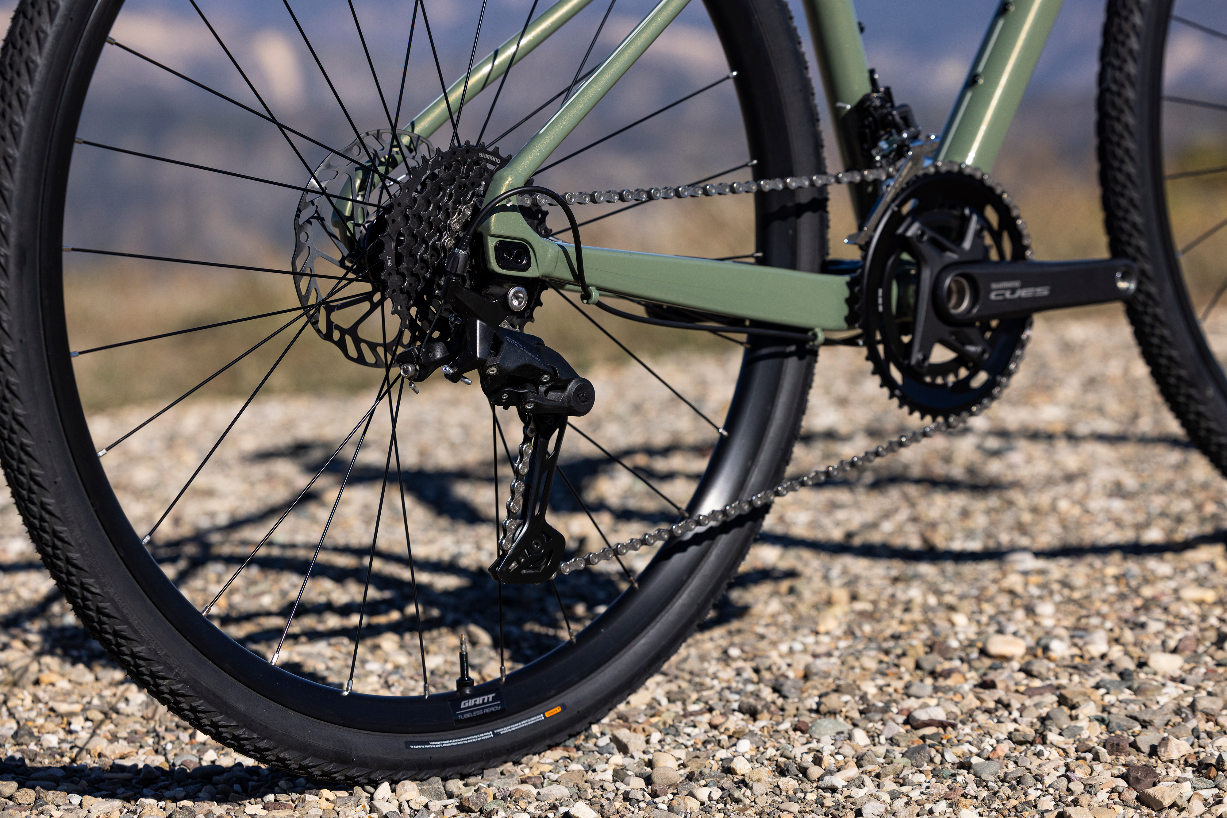 Liv Devote 2 Shimano CUES drivetrain