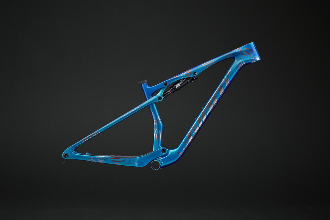 MTB世界選手権優勝に貢献 新型XCバイク「ANTHEM ADVANCED SL」シリーズ