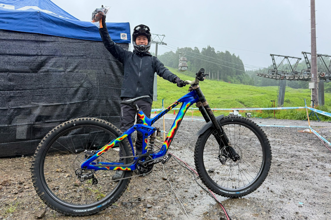 清水　ジャイアント　GIANT 全日本選手権MTB DHI】清水選手が2位 / GS港北・及川店長がマスターズ