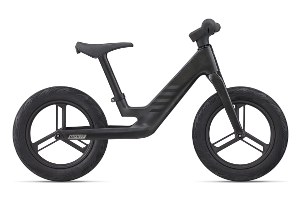 プッシュバイク「PRE PUSH BIKE」のカラー＆グラフィックを一新