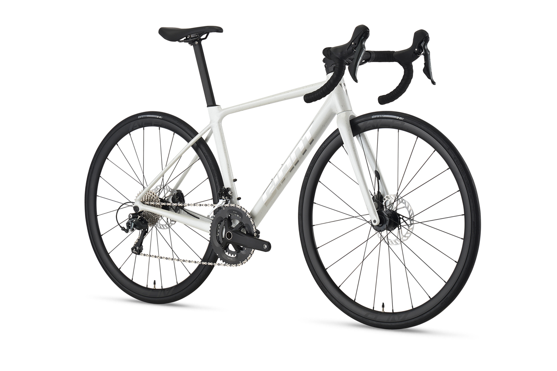 レース志向の高性能アルミロードバイク「TCR SLR」登場 | Giant