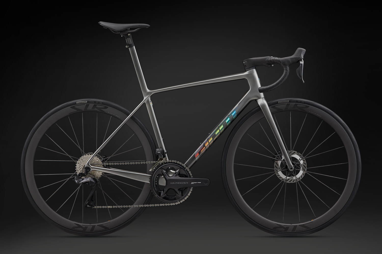 TCR / DEFY / TRINITY / CONTENDの2026モデル登場！ | Giant